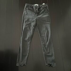 Abercrombie & Fitch The Super skinny Ankle High Rise size 29 8 reg black